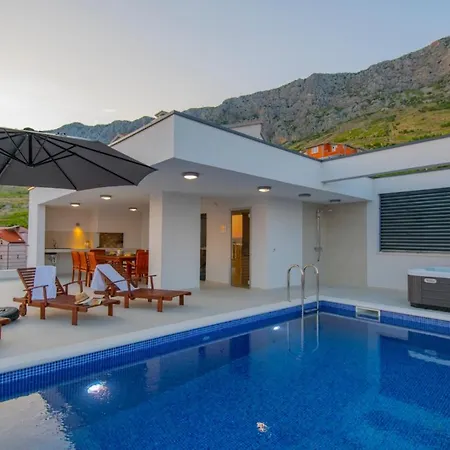 Mare * Lokva Rogoznica