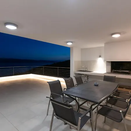 Mare * Lokva Rogoznica