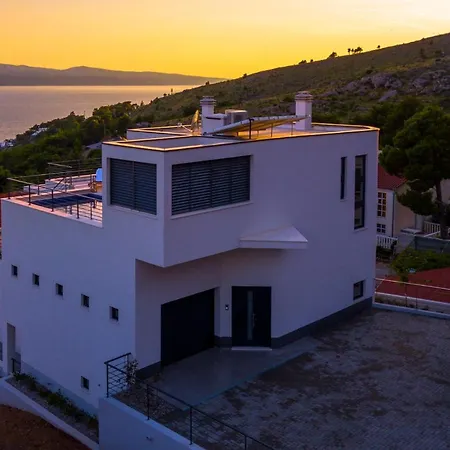 Mare Villa *